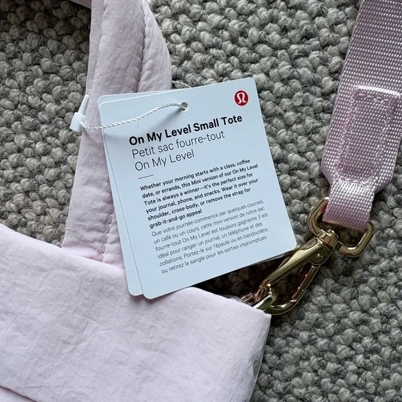 lululemon athletica Pale Pink Shoulder Tote with Removable Strap - Picture 7 of 9